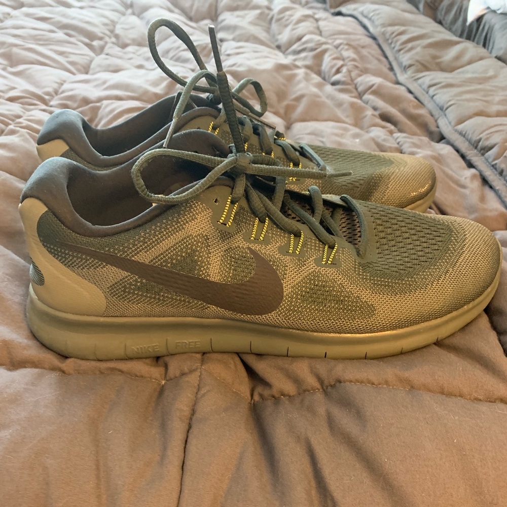 Green Nike Free Run